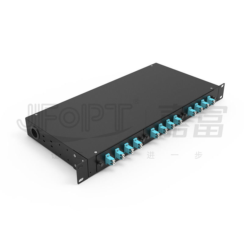 Pannello di patch in fibra di acciaio laminato a freddo 24 fibre di capacità 19 pollici montato su un rack con 12/24 piatti SC/LC/FC/ST ODF fisso